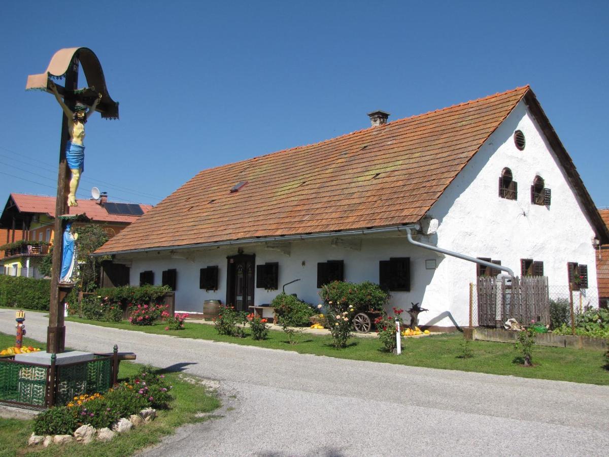Homestay Kapl Ledinek Экстерьер фото